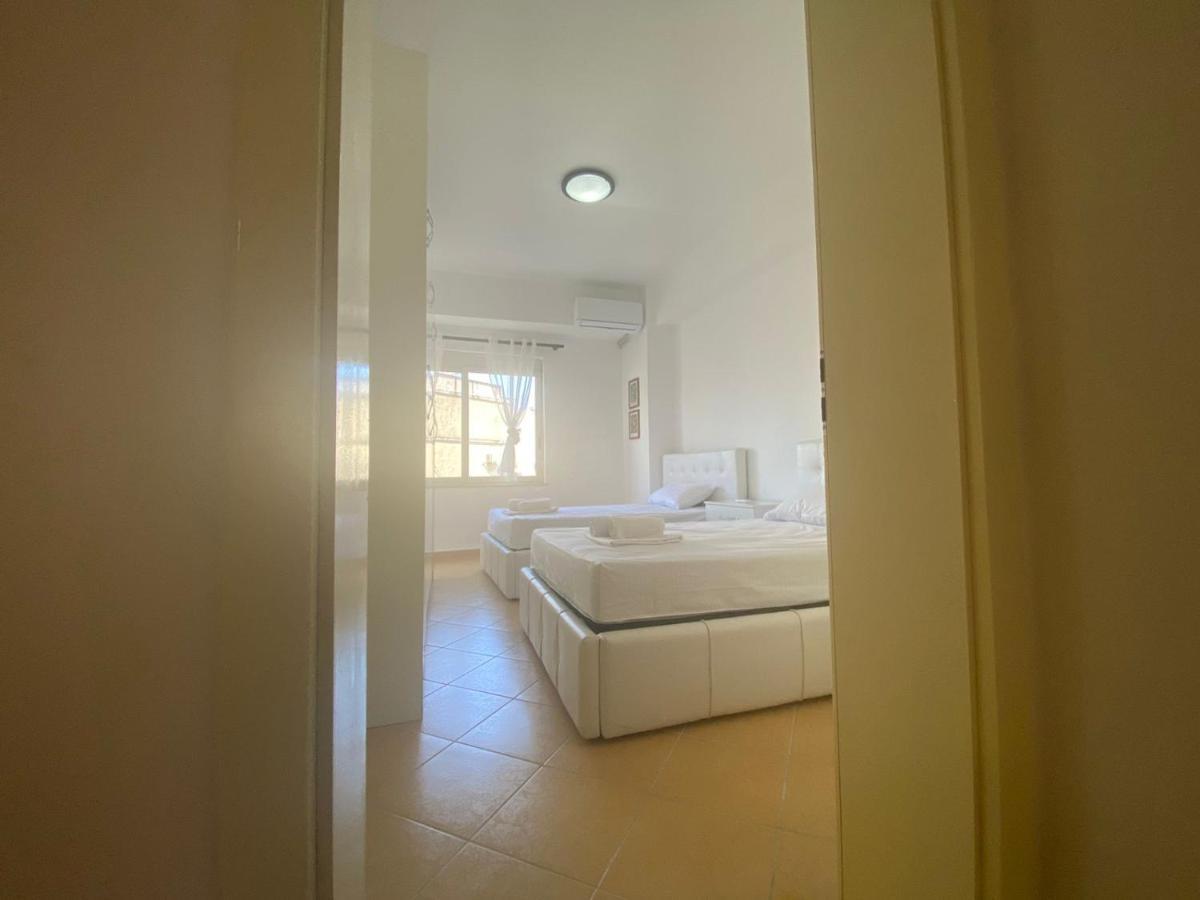Nicole Apartments Rental Драч Екстериор снимка
