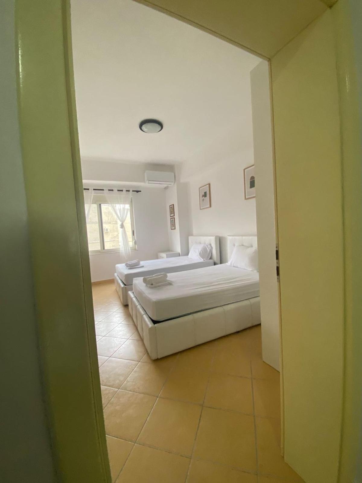 Nicole Apartments Rental Драч Екстериор снимка