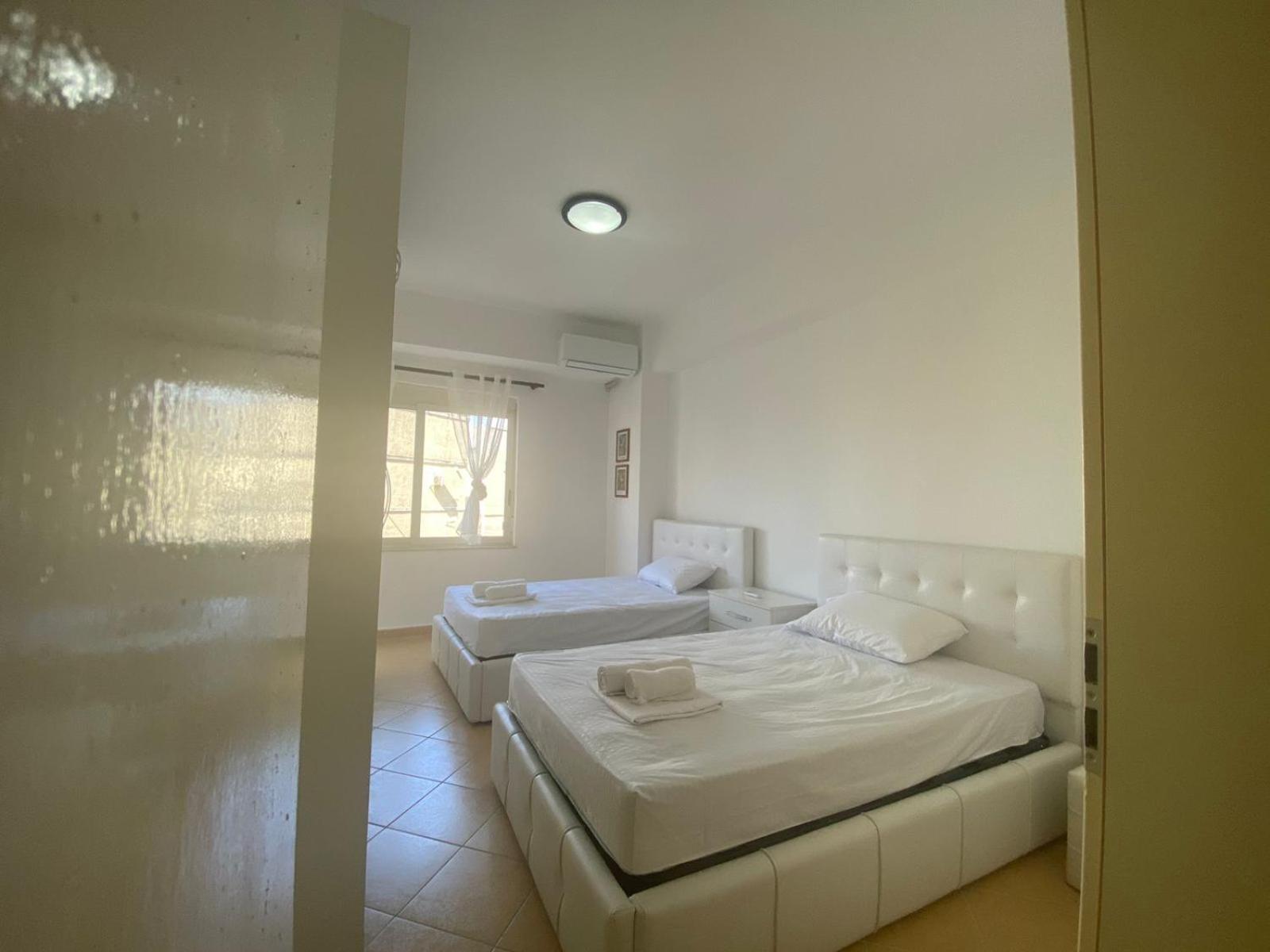 Nicole Apartments Rental Драч Екстериор снимка